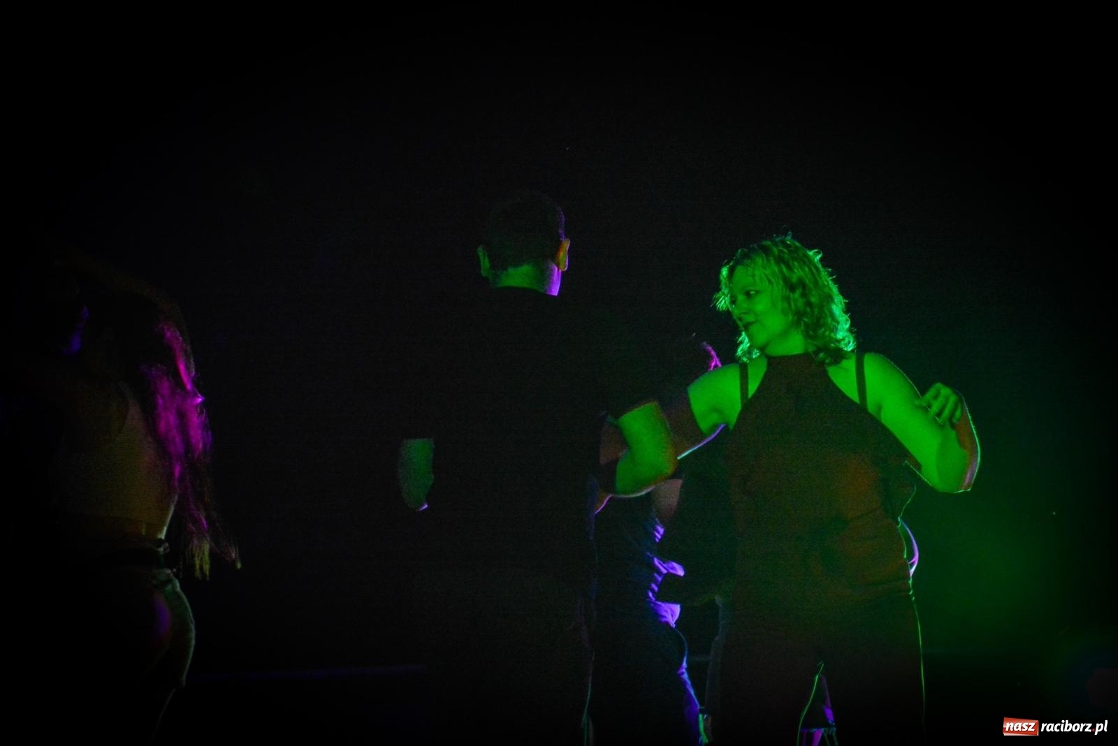 Zdjęcie w galerii na portalu naszraciborz.pl: LATINO PARTY ON AIR - roztańczony zamek w Raciborzu wiadomości z regionu