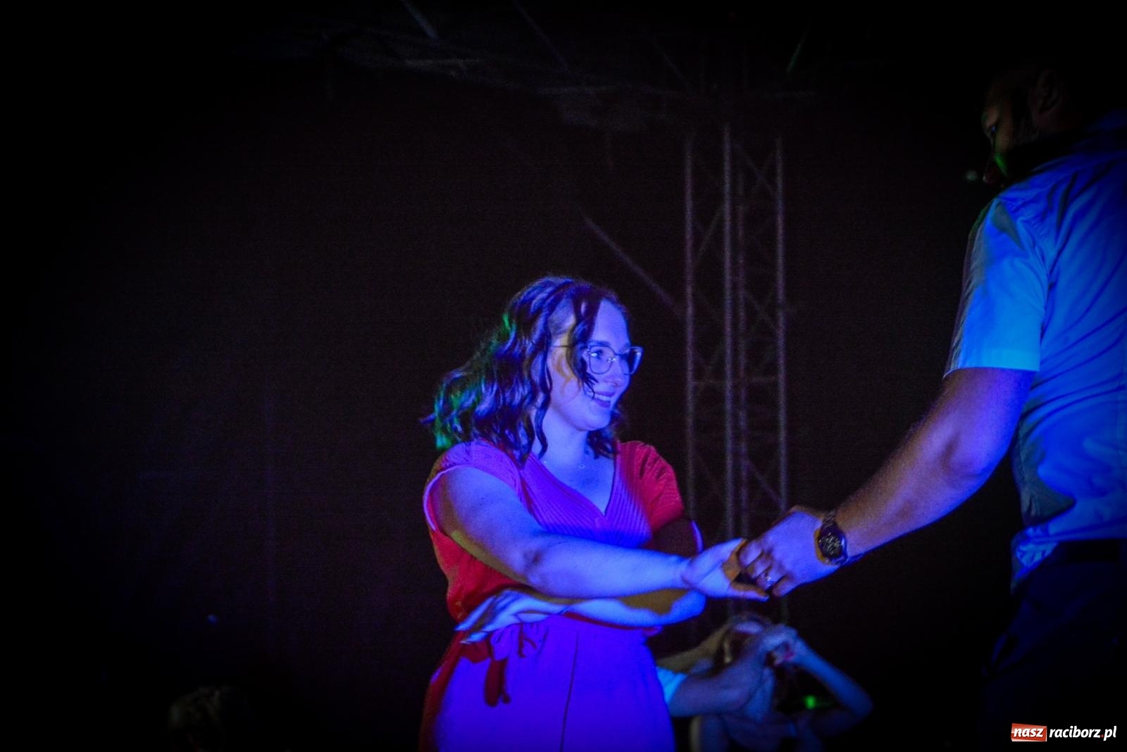 Zdjęcie w galerii na portalu naszraciborz.pl: LATINO PARTY ON AIR - roztańczony zamek w Raciborzu wiadomości z regionu