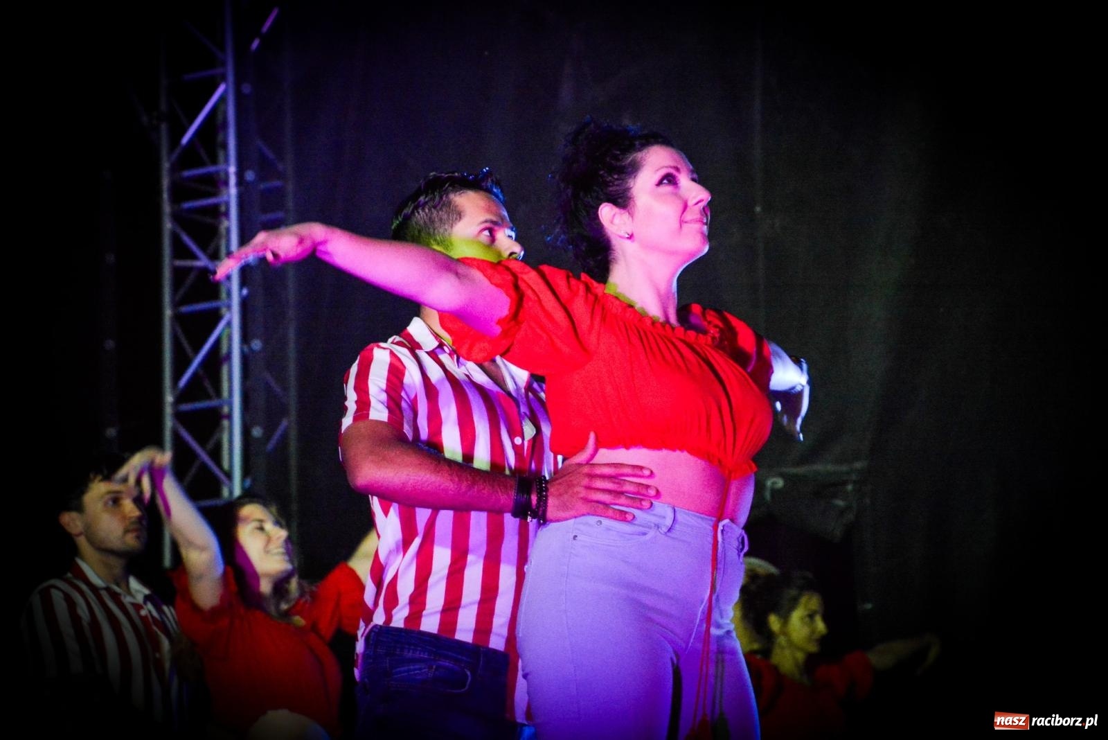 Zdjęcie w galerii na portalu naszraciborz.pl: LATINO PARTY ON AIR - roztańczony zamek w Raciborzu wiadomości z regionu