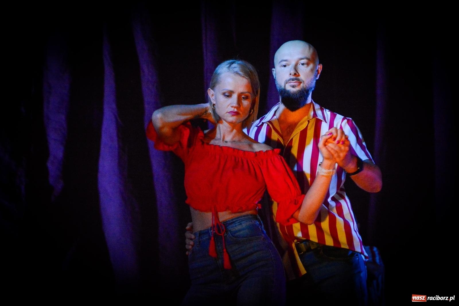 Zdjęcie w galerii na portalu naszraciborz.pl: LATINO PARTY ON AIR - roztańczony zamek w Raciborzu wiadomości z regionu