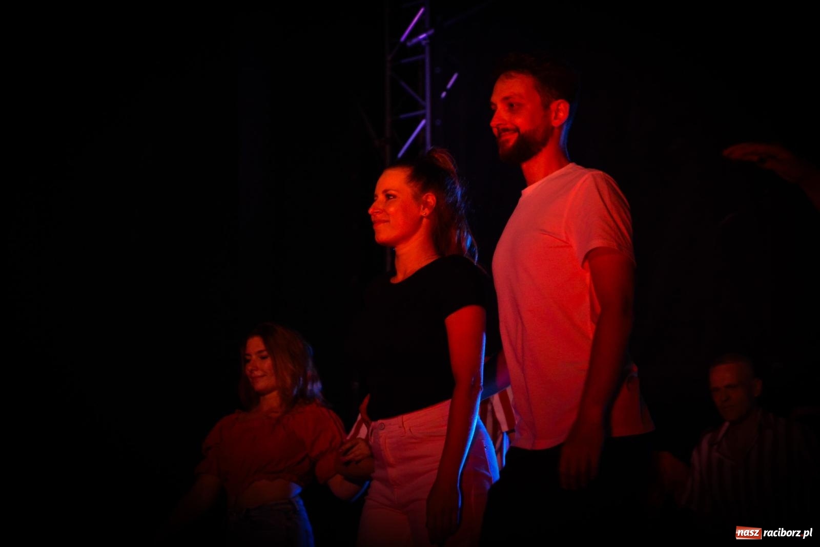 Zdjęcie w galerii na portalu naszraciborz.pl: LATINO PARTY ON AIR - roztańczony zamek w Raciborzu wiadomości z regionu