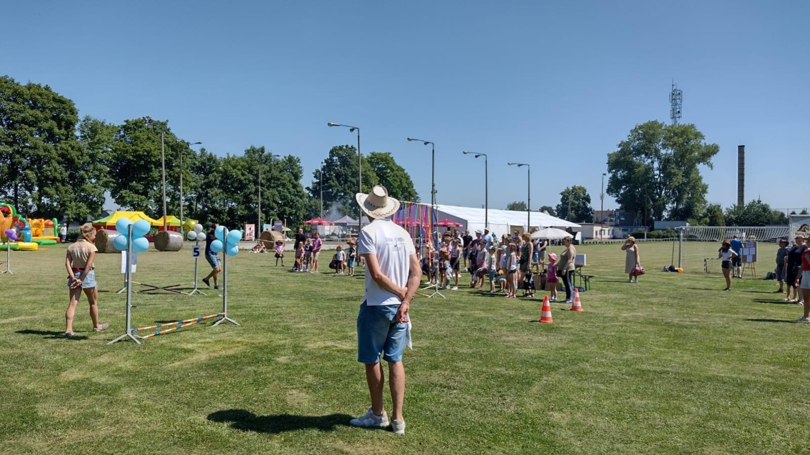 Zdjęcie w galerii na portalu naszraciborz.pl: W Pietrowicach Wielkich jak na Dzikim Zachodzie. Piknik country [FOTO i WIDEO] wiadomości z regionu