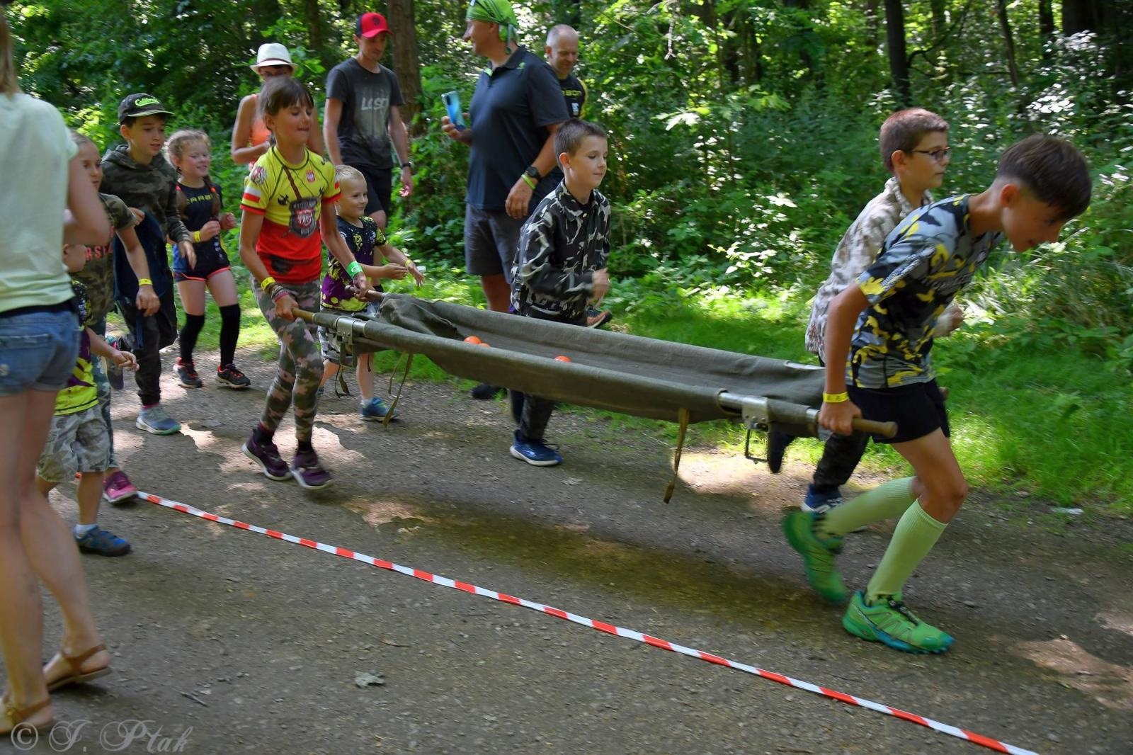 Zdjęcie w galerii na portalu naszraciborz.pl: Bieg Zwiadowców w raciborskim lesie Obora wiadomości z regionu