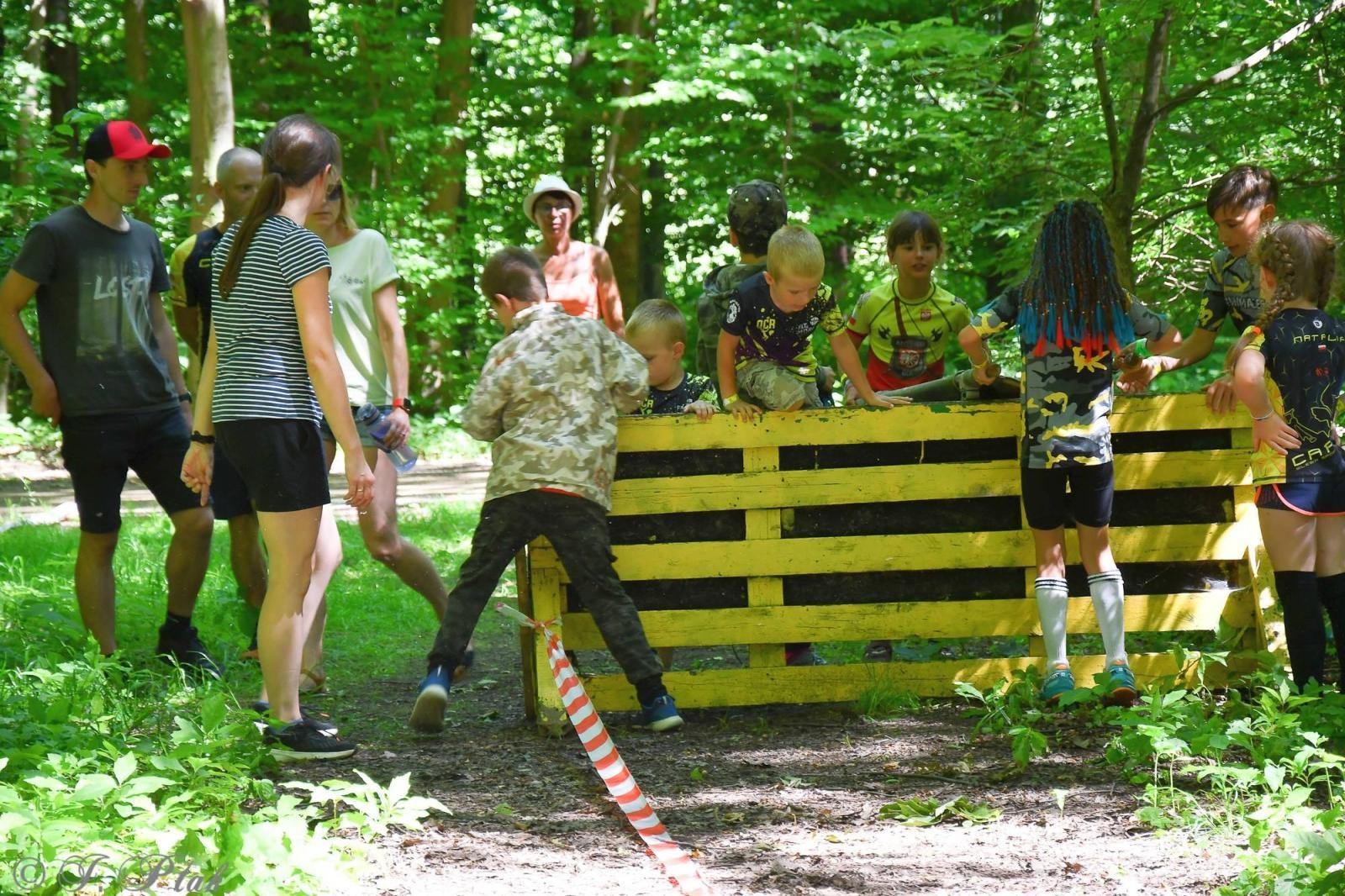 Zdjęcie w galerii na portalu naszraciborz.pl: Bieg Zwiadowców w raciborskim lesie Obora wiadomości z regionu