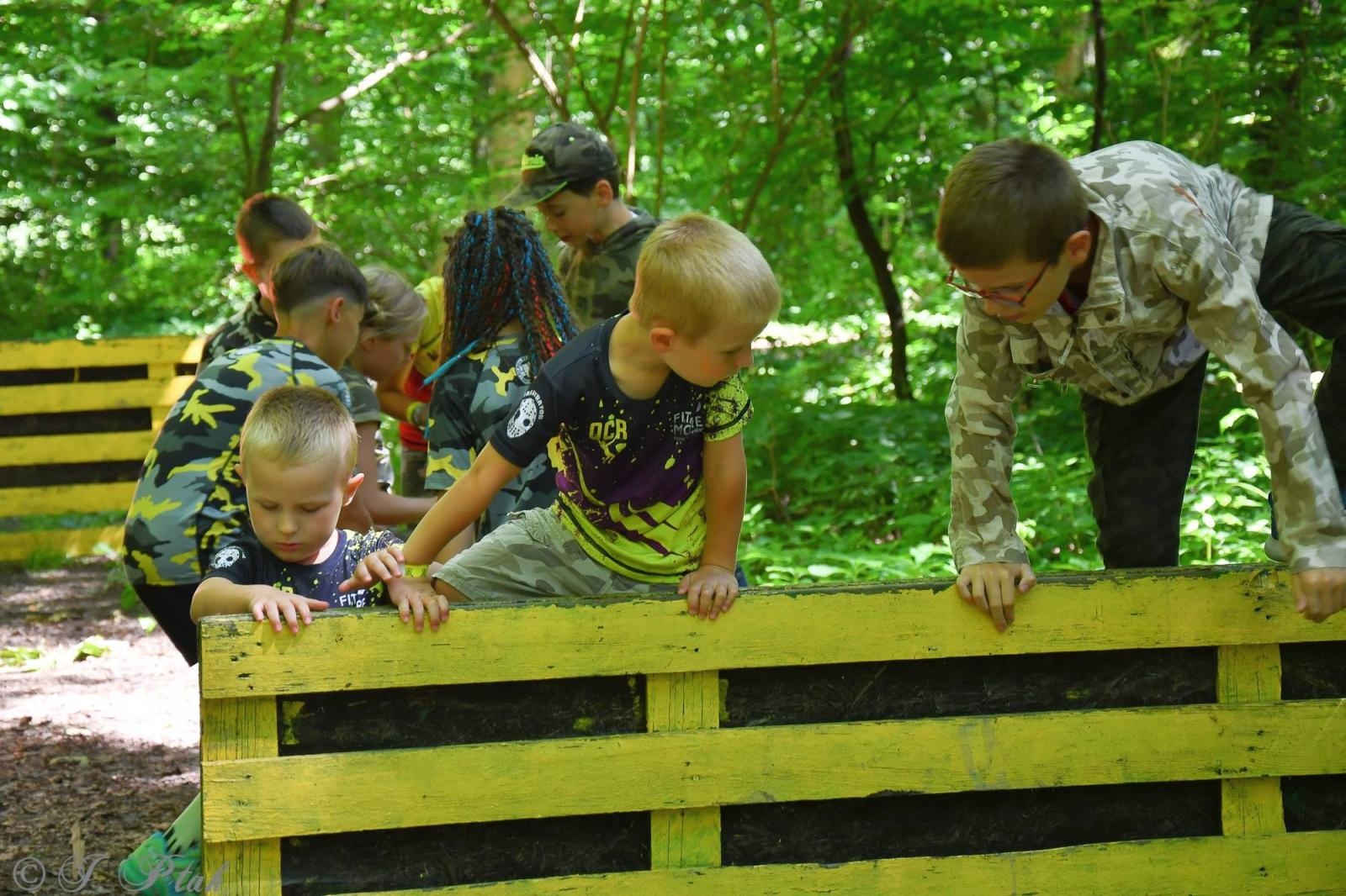 Zdjęcie w galerii na portalu naszraciborz.pl: Bieg Zwiadowców w raciborskim lesie Obora wiadomości z regionu