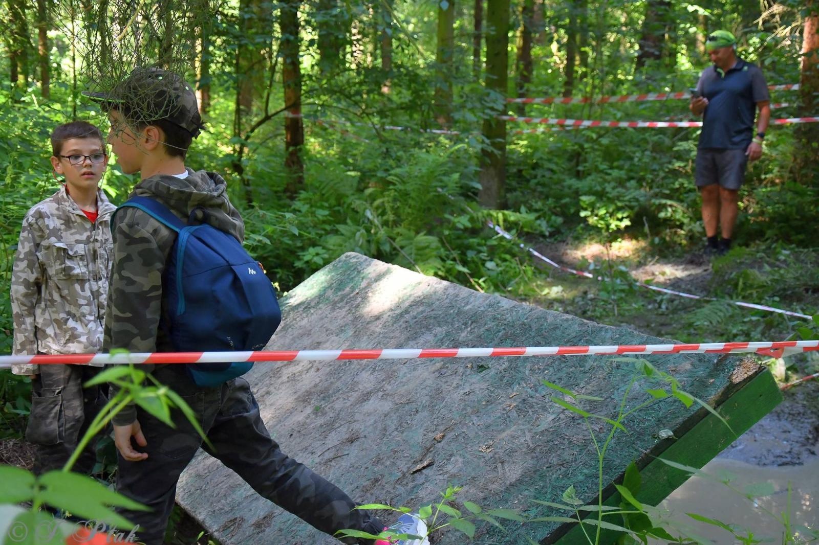 Zdjęcie w galerii na portalu naszraciborz.pl: Bieg Zwiadowców w raciborskim lesie Obora wiadomości z regionu