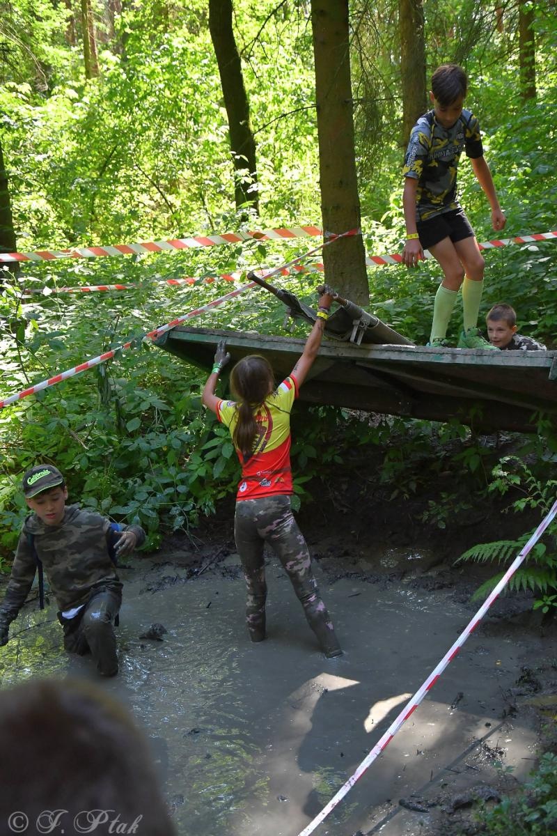 Zdjęcie w galerii na portalu naszraciborz.pl: Bieg Zwiadowców w raciborskim lesie Obora wiadomości z regionu