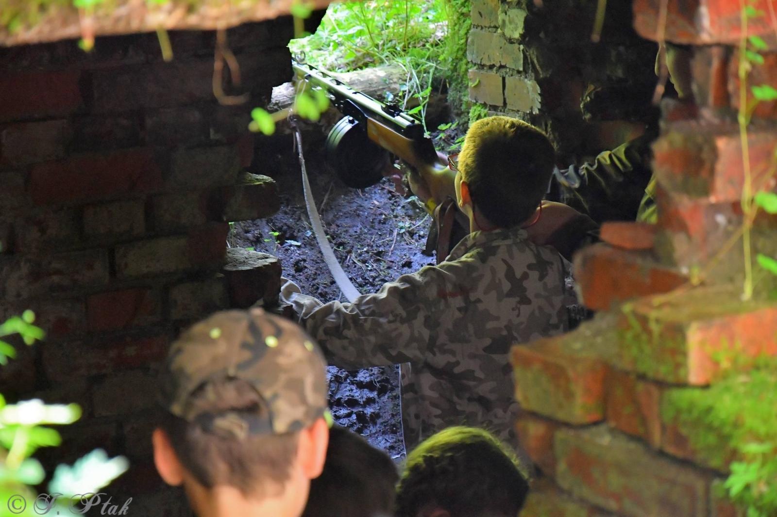 Zdjęcie w galerii na portalu naszraciborz.pl: Bieg Zwiadowców w raciborskim lesie Obora wiadomości z regionu