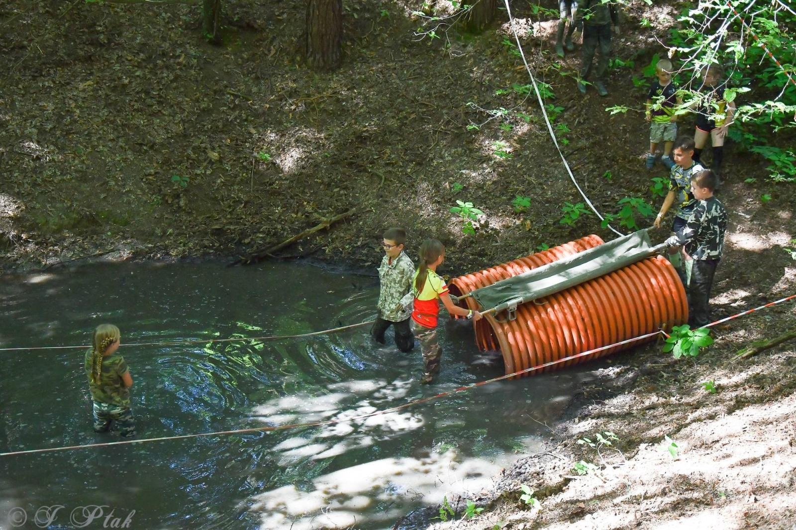 Zdjęcie w galerii na portalu naszraciborz.pl: Bieg Zwiadowców w raciborskim lesie Obora wiadomości z regionu