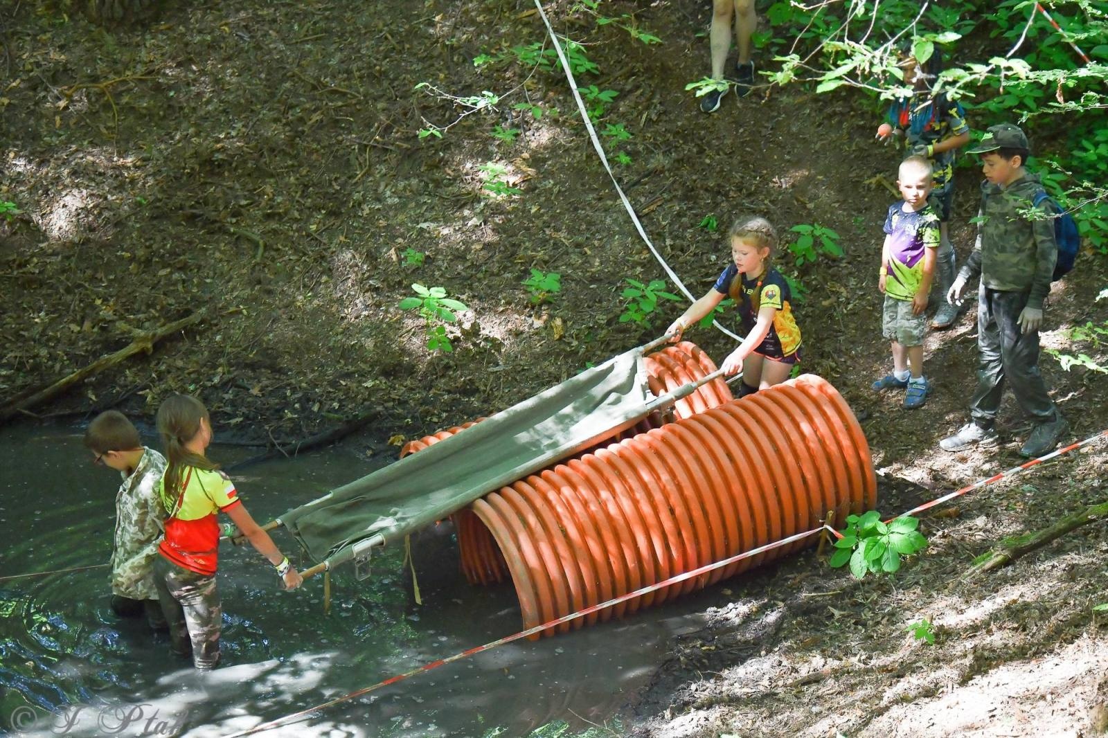 Zdjęcie w galerii na portalu naszraciborz.pl: Bieg Zwiadowców w raciborskim lesie Obora wiadomości z regionu