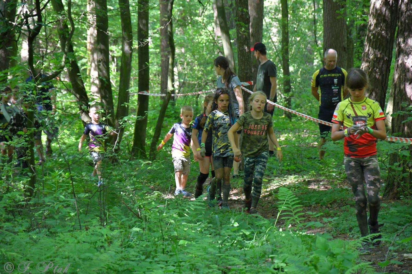 Zdjęcie w galerii na portalu naszraciborz.pl: Bieg Zwiadowców w raciborskim lesie Obora wiadomości z regionu