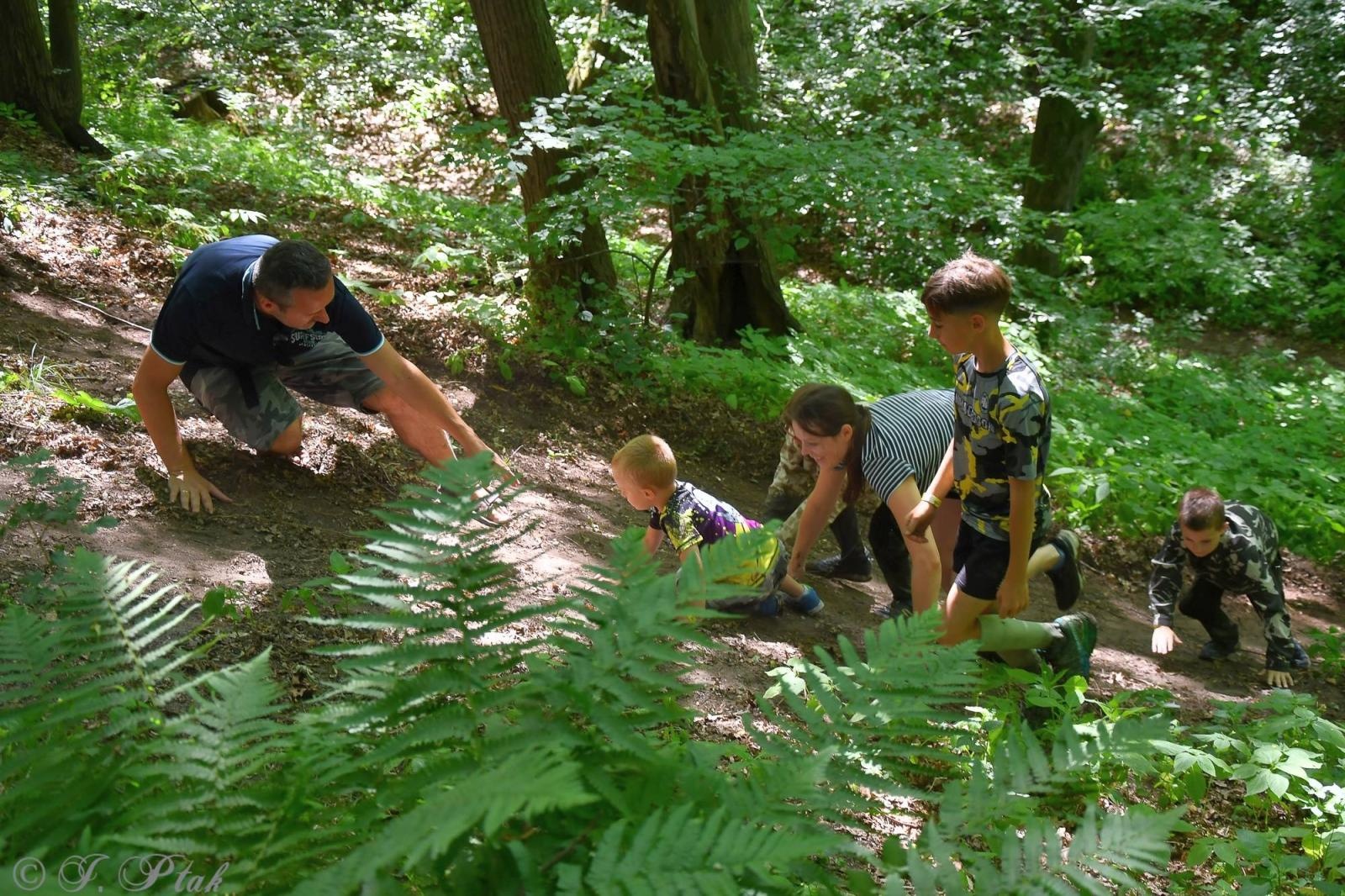 Zdjęcie w galerii na portalu naszraciborz.pl: Bieg Zwiadowców w raciborskim lesie Obora wiadomości z regionu