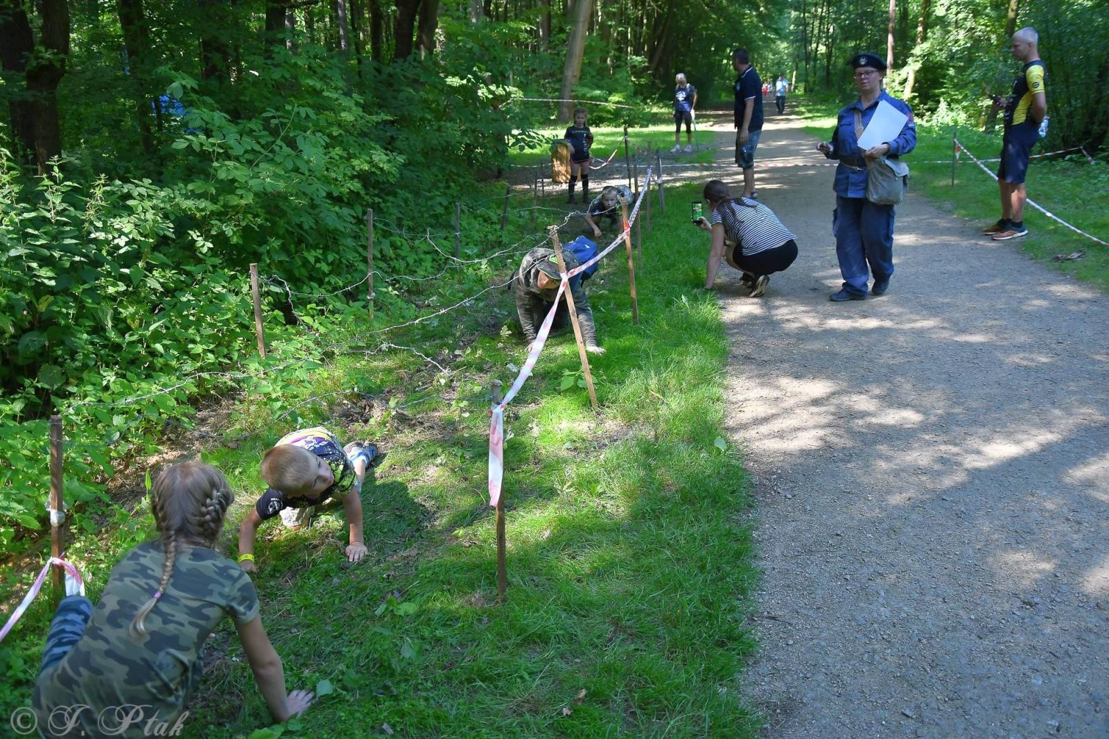 Zdjęcie w galerii na portalu naszraciborz.pl: Bieg Zwiadowców w raciborskim lesie Obora wiadomości z regionu