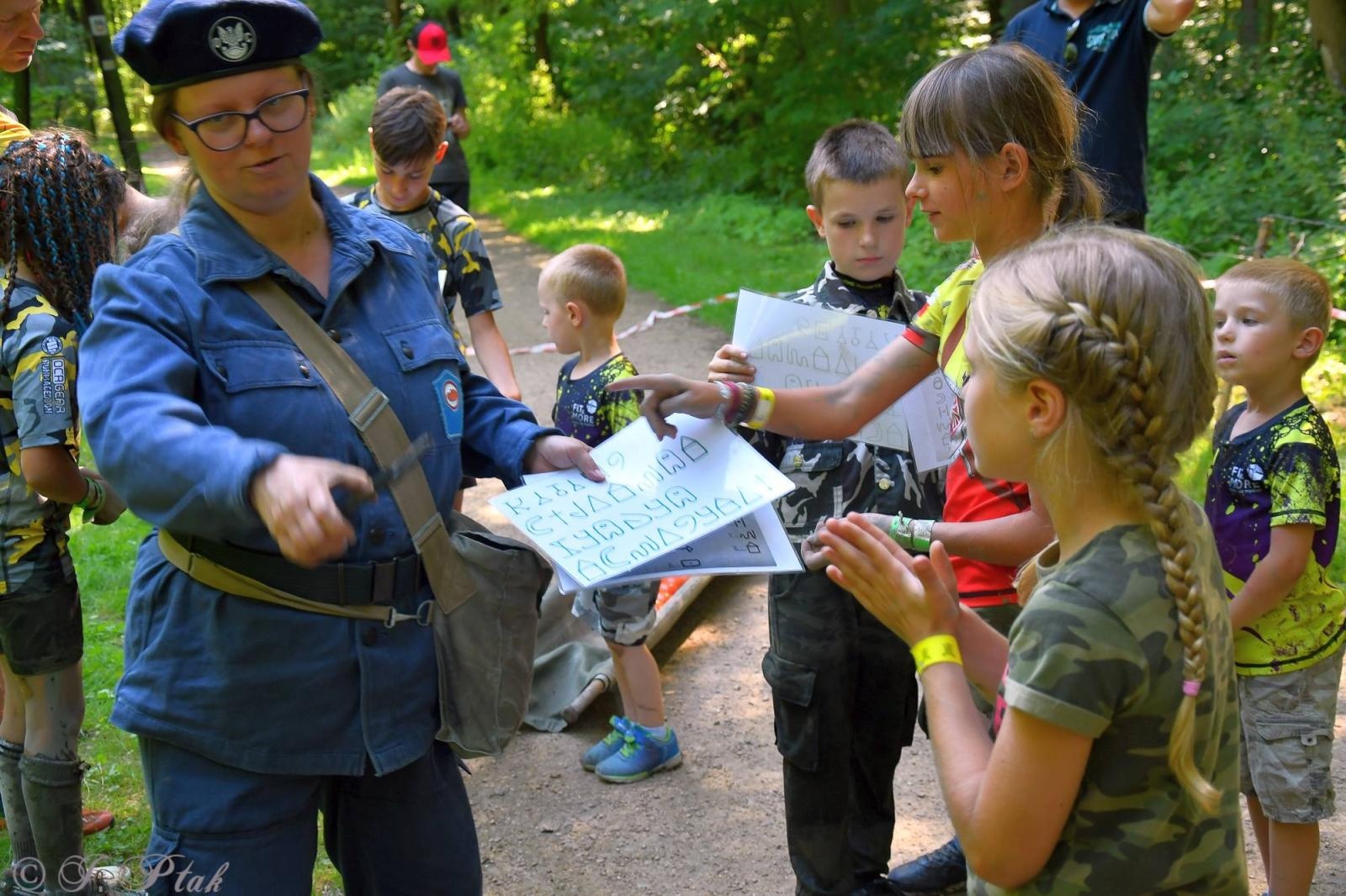 Zdjęcie w galerii na portalu naszraciborz.pl: Bieg Zwiadowców w raciborskim lesie Obora wiadomości z regionu