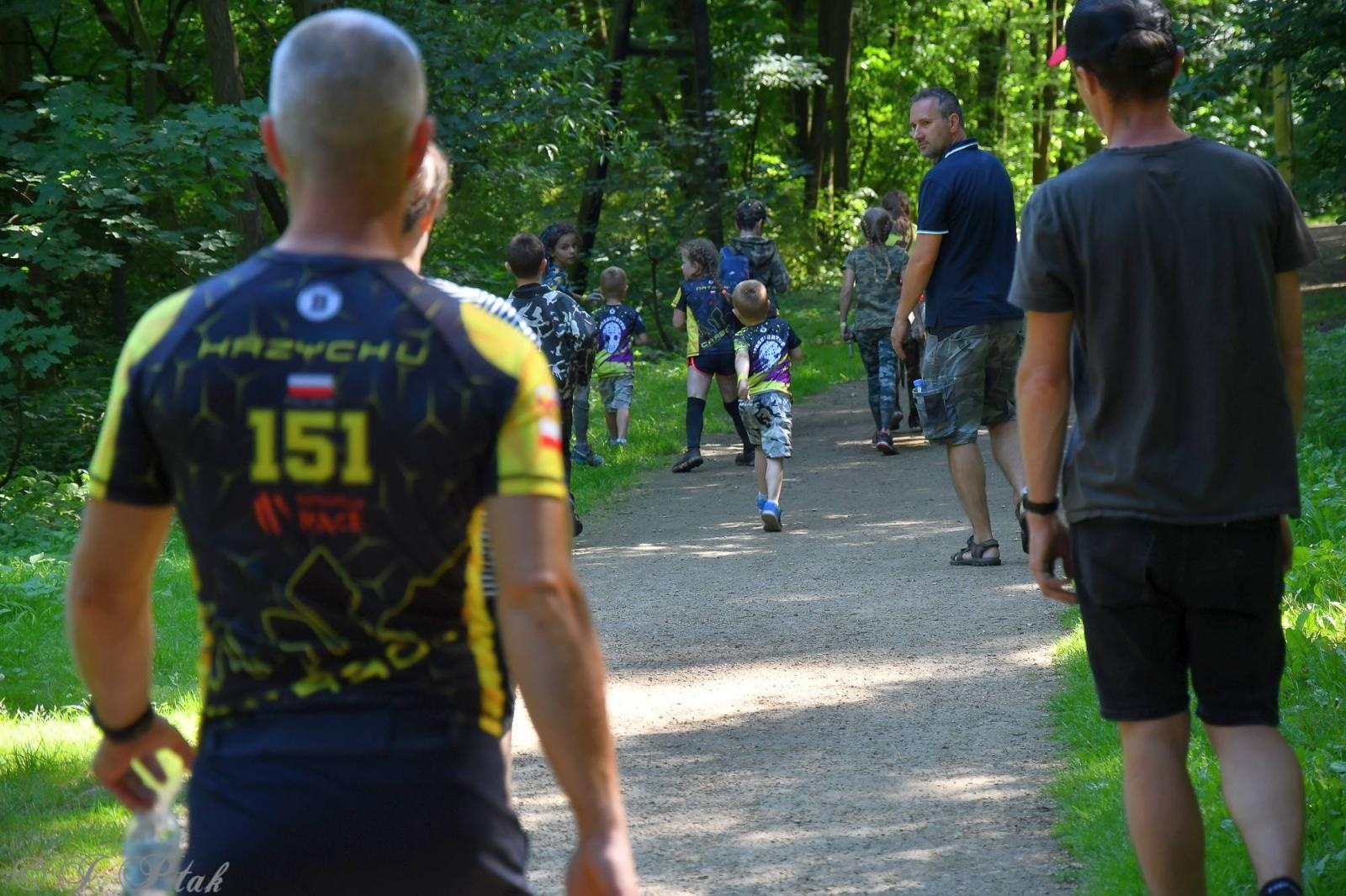 Zdjęcie w galerii na portalu naszraciborz.pl: Bieg Zwiadowców w raciborskim lesie Obora wiadomości z regionu