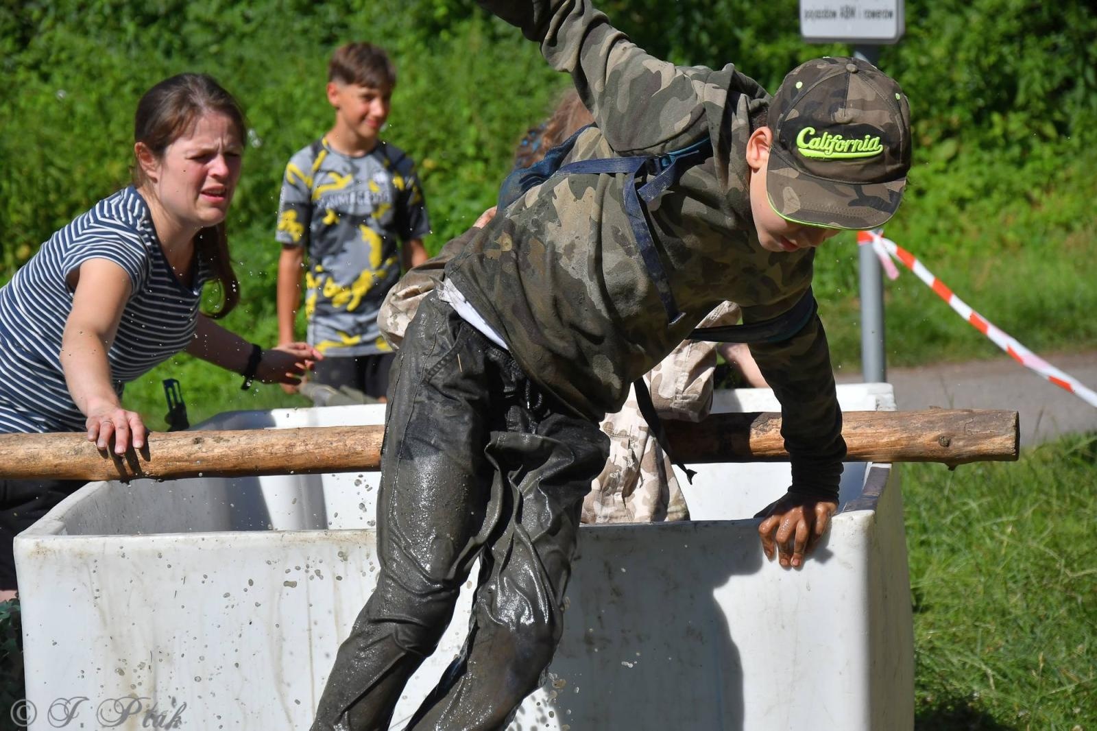 Zdjęcie w galerii na portalu naszraciborz.pl: Bieg Zwiadowców w raciborskim lesie Obora wiadomości z regionu