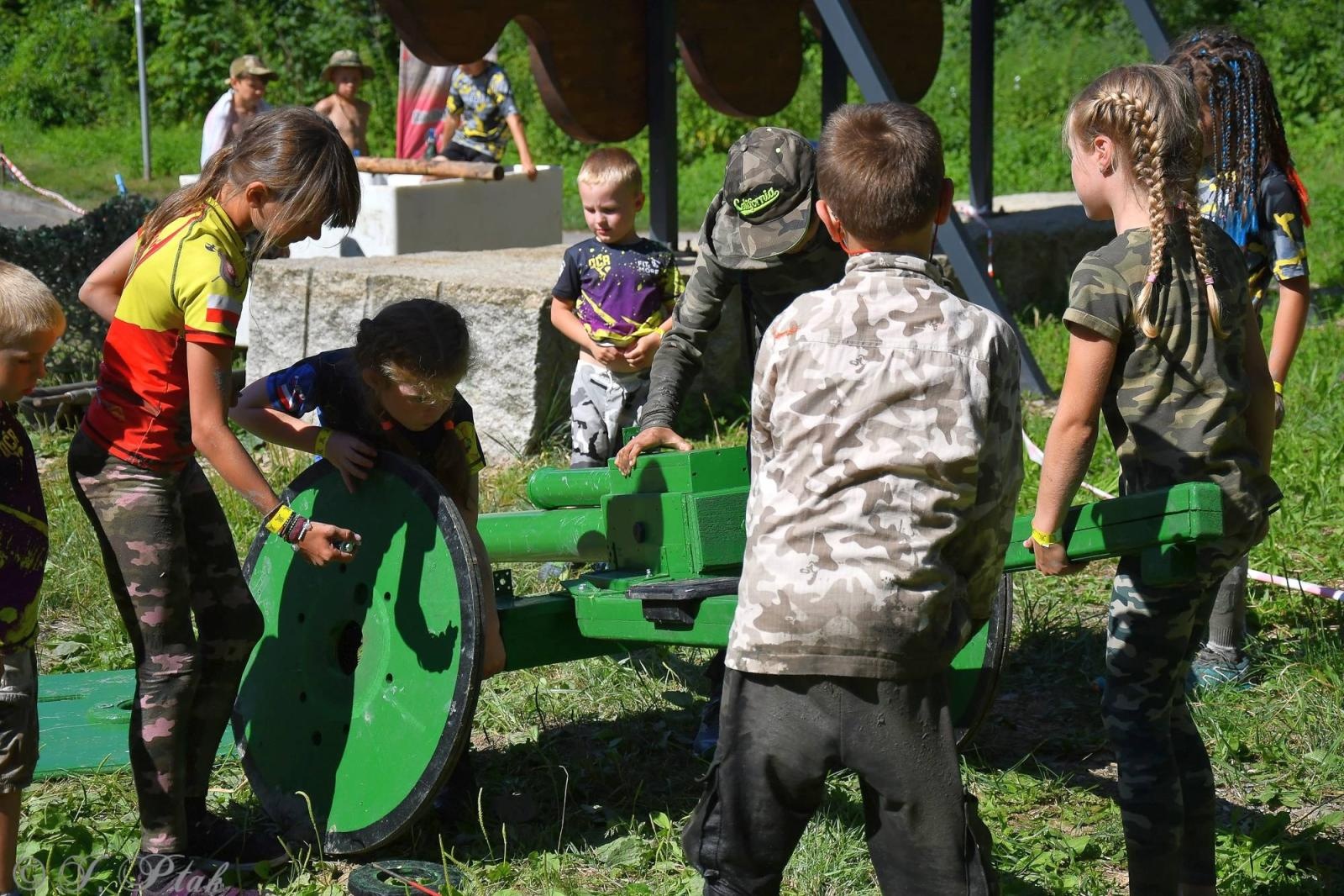 Zdjęcie w galerii na portalu naszraciborz.pl: Bieg Zwiadowców w raciborskim lesie Obora wiadomości z regionu