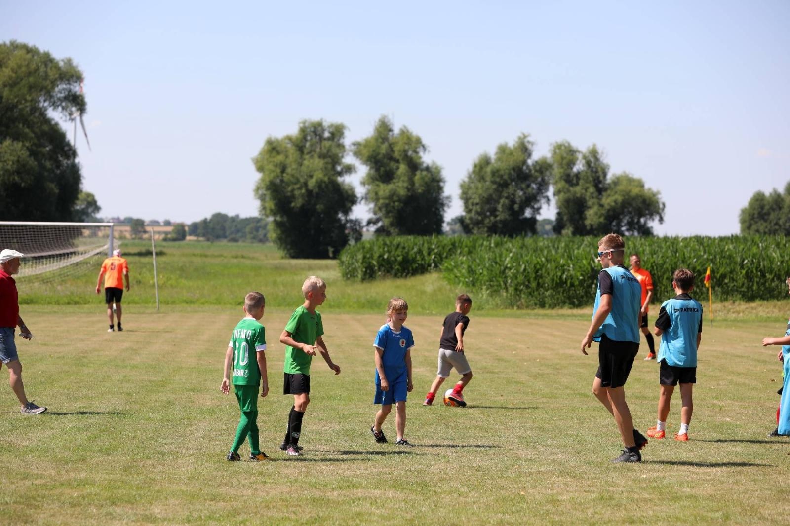 Zdjęcie w galerii na portalu naszraciborz.pl: Bojanów integruje się na piłkarskim boisku wiadomości z regionu