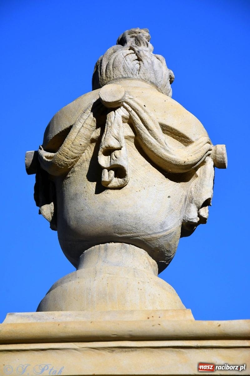 Zdjęcie w galerii na portalu naszraciborz.pl: Zabytkowe grobowce na Jeruzalem odzyskują blask [FOTO] wiadomości z regionu