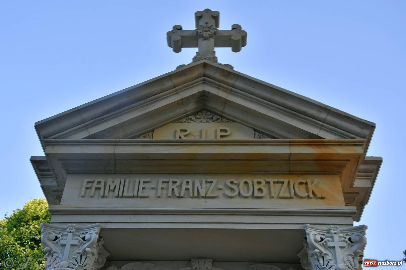 Zdjęcie w galerii na portalu naszraciborz.pl: Zabytkowe grobowce na Jeruzalem odzyskują blask [FOTO] wiadomości z regionu