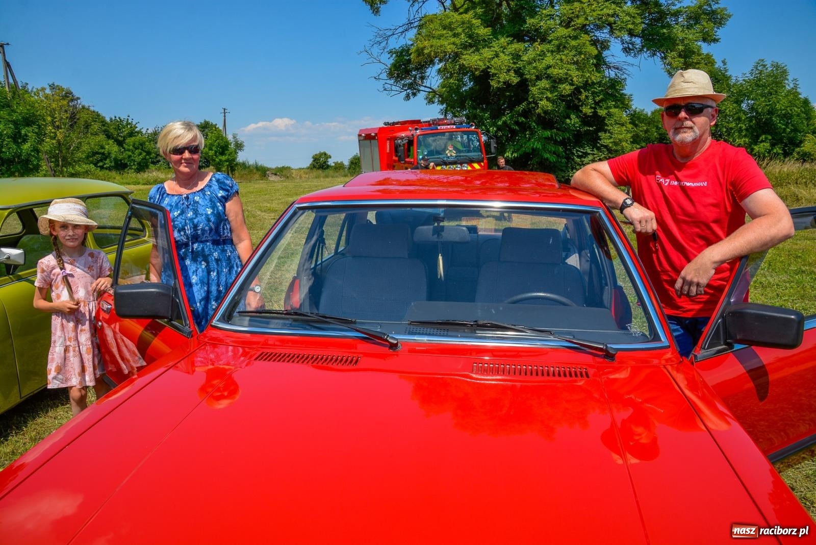Zdjęcie w galerii na portalu naszraciborz.pl: IV Zlot Pojazdów Zabytkowych w Sławikowie [FOTO i WIDEO] wiadomości z regionu