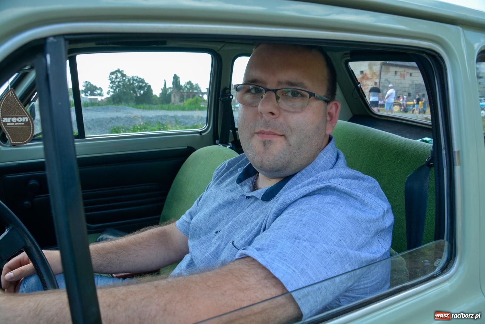 Zdjęcie w galerii na portalu naszraciborz.pl: IV Zlot Pojazdów Zabytkowych w Sławikowie [FOTO i WIDEO] wiadomości z regionu