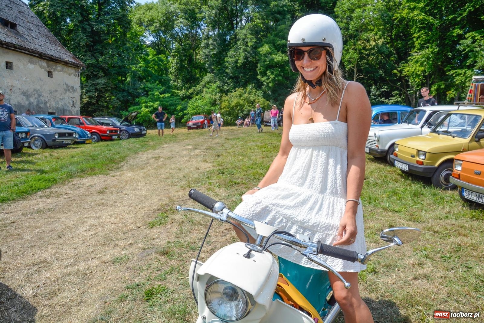 Zdjęcie w galerii na portalu naszraciborz.pl: IV Zlot Pojazdów Zabytkowych w Sławikowie [FOTO i WIDEO] wiadomości z regionu