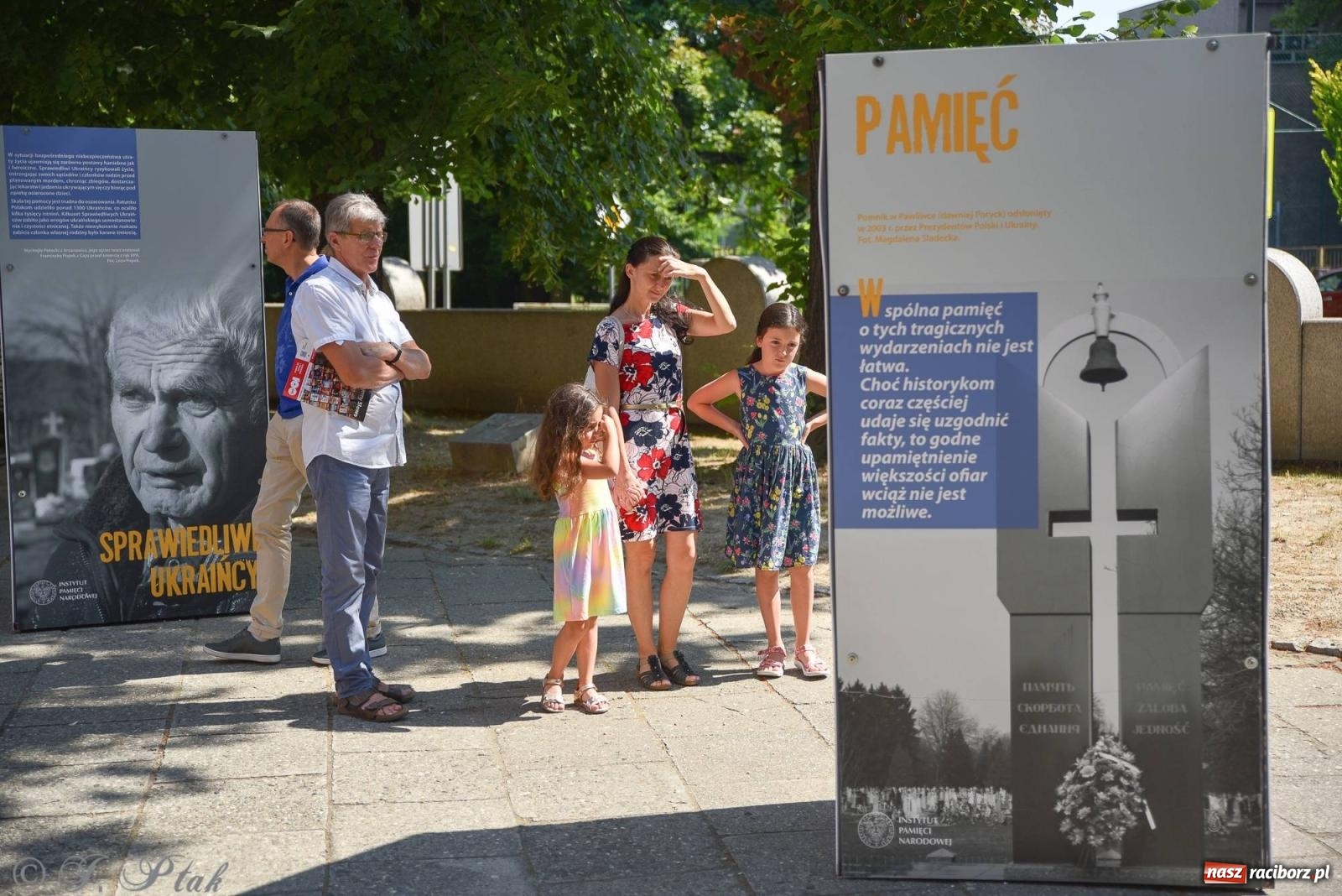 Zdjęcie w galerii na portalu naszraciborz.pl: Sąsiedzka krew. Ludobójstwo wołyńsko-galicyjskie 1943–1945. Wystawa w Raciborzu wiadomości z regionu
