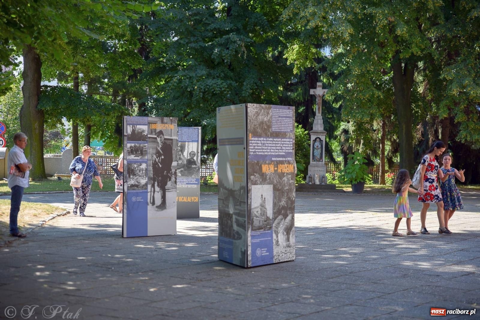 Zdjęcie w galerii na portalu naszraciborz.pl: Sąsiedzka krew. Ludobójstwo wołyńsko-galicyjskie 1943–1945. Wystawa w Raciborzu wiadomości z regionu