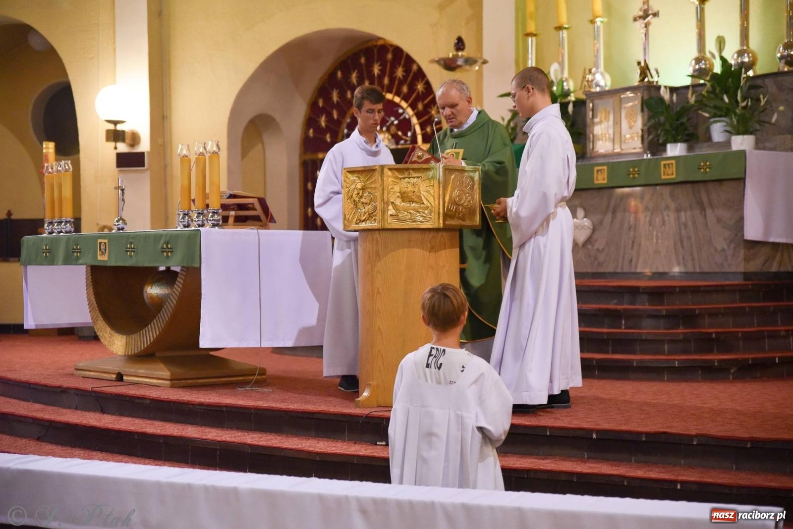 Zdjęcie w galerii na portalu naszraciborz.pl: Sąsiedzka krew. Ludobójstwo wołyńsko-galicyjskie 1943–1945. Wystawa w Raciborzu wiadomości z regionu