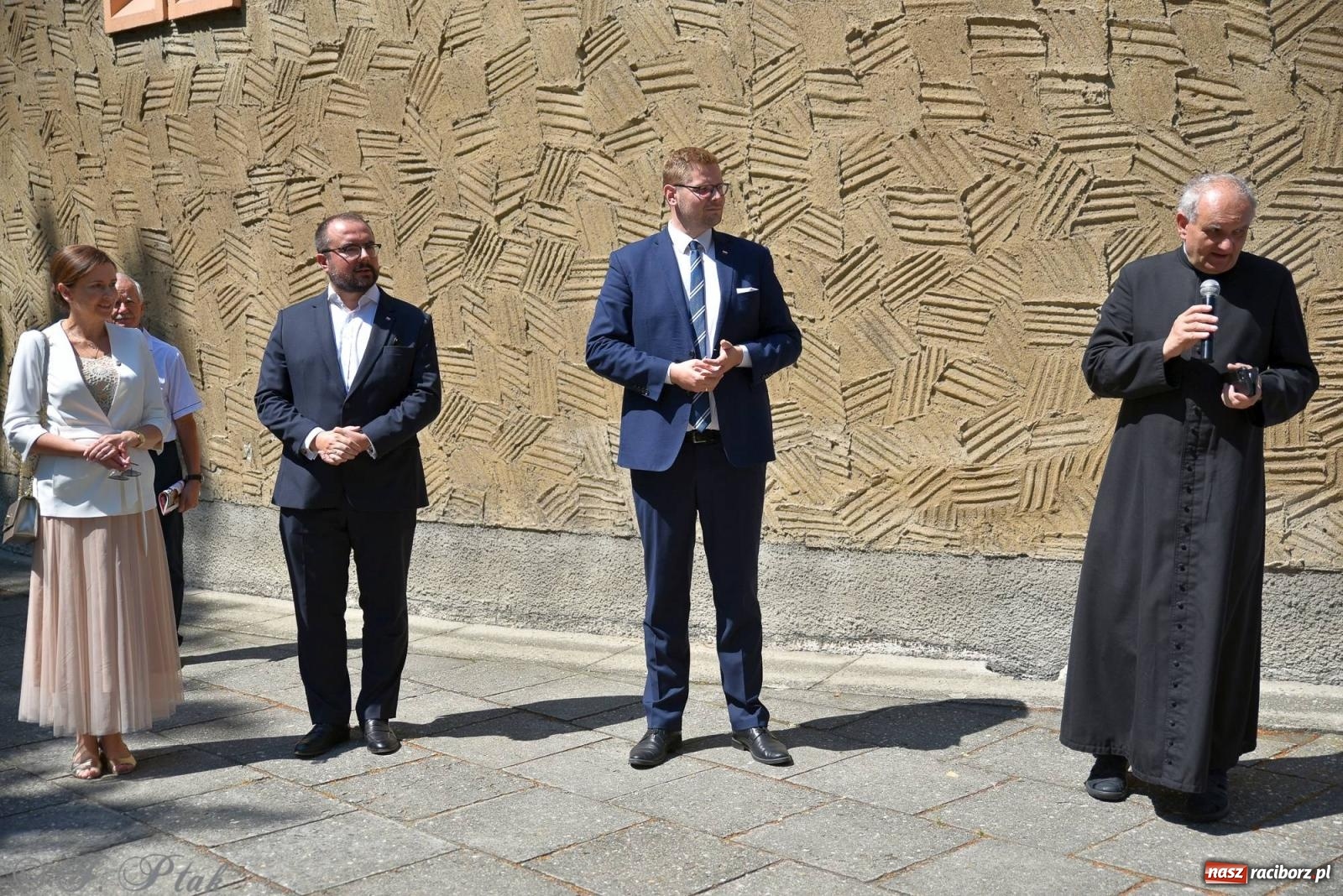 Zdjęcie w galerii na portalu naszraciborz.pl: Sąsiedzka krew. Ludobójstwo wołyńsko-galicyjskie 1943–1945. Wystawa w Raciborzu wiadomości z regionu
