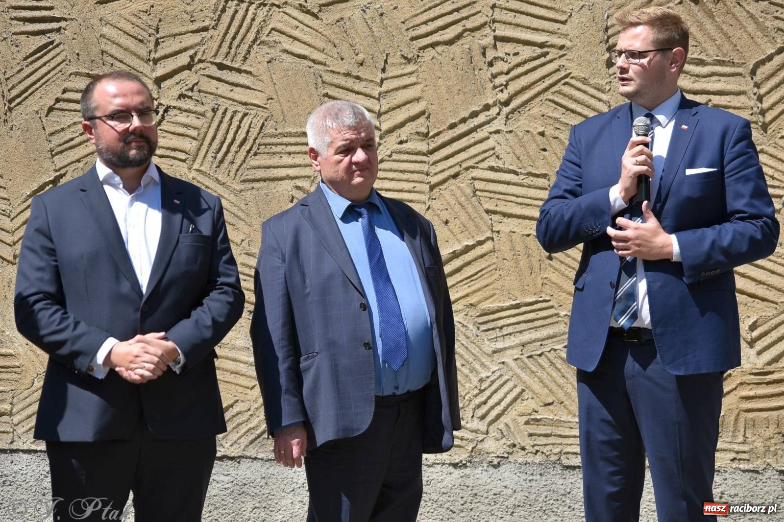 Zdjęcie w galerii na portalu naszraciborz.pl: Sąsiedzka krew. Ludobójstwo wołyńsko-galicyjskie 1943–1945. Wystawa w Raciborzu wiadomości z regionu