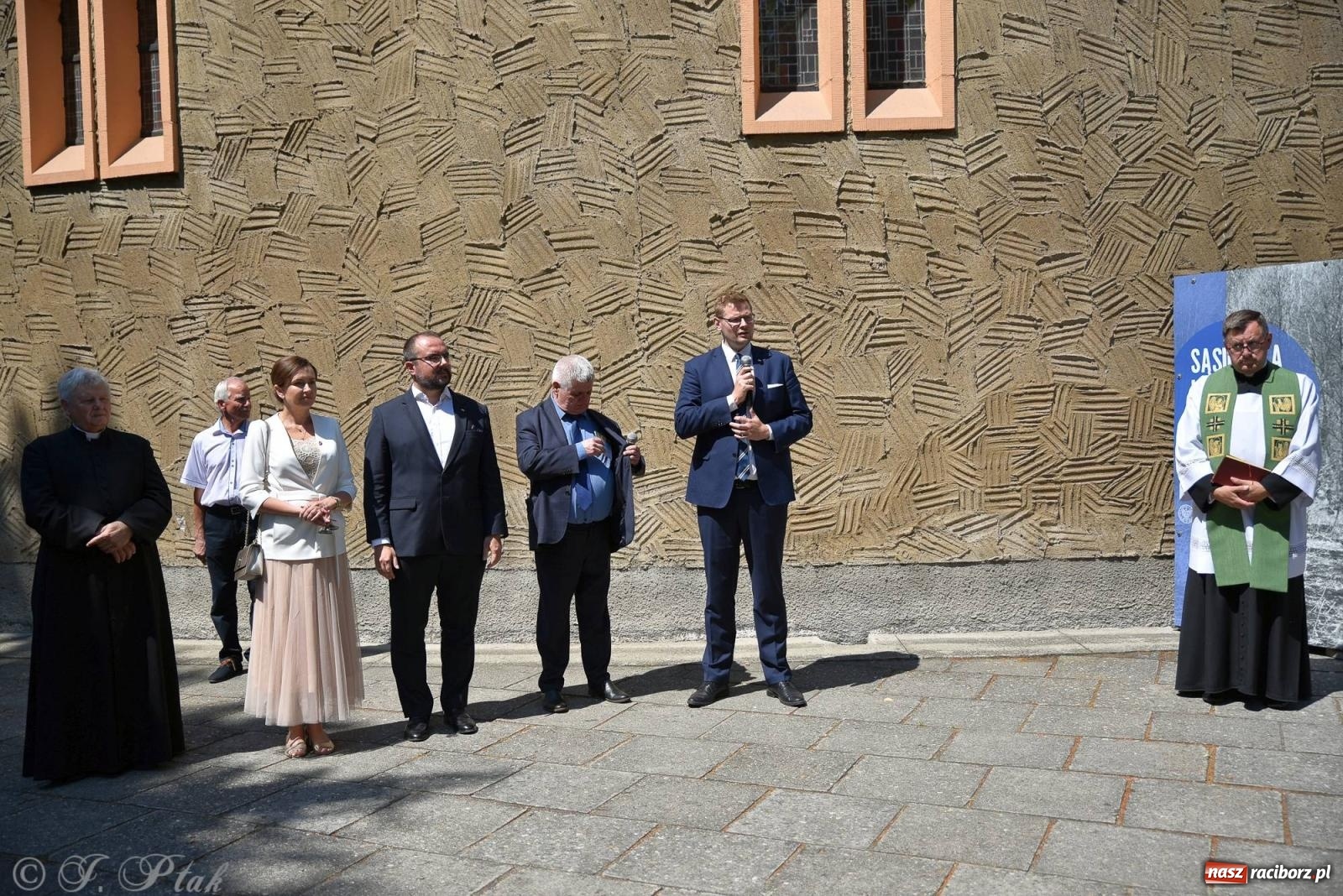 Zdjęcie w galerii na portalu naszraciborz.pl: Sąsiedzka krew. Ludobójstwo wołyńsko-galicyjskie 1943–1945. Wystawa w Raciborzu wiadomości z regionu