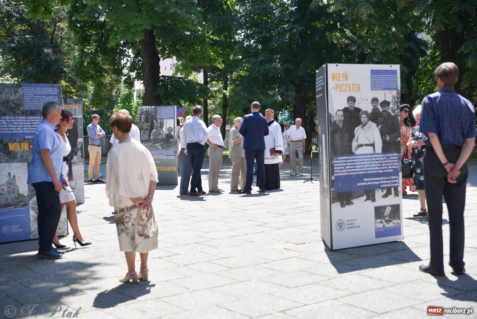 Zdjęcie w galerii na portalu naszraciborz.pl: Sąsiedzka krew. Ludobójstwo wołyńsko-galicyjskie 1943–1945. Wystawa w Raciborzu wiadomości z regionu