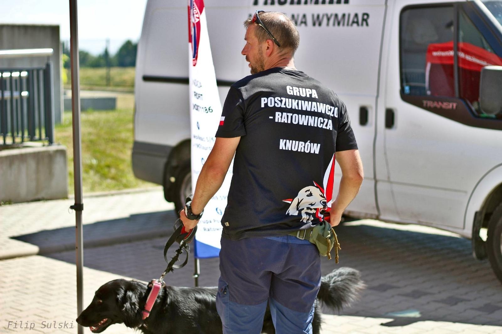 Zdjęcie w galerii na portalu naszraciborz.pl: Grupa poszukiwawczo-ratownicza z Knurowa i strażacy naszych OSP szukali na zbiorniku chorego wędkarza wiadomości z regionu