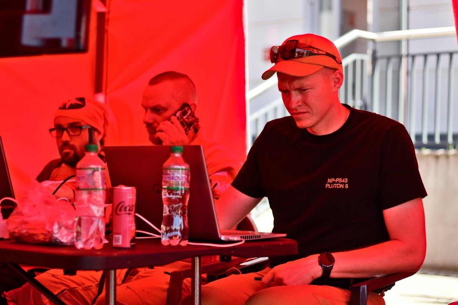 Zdjęcie w galerii na portalu naszraciborz.pl: Grupa poszukiwawczo-ratownicza z Knurowa i strażacy naszych OSP szukali na zbiorniku chorego wędkarza wiadomości z regionu