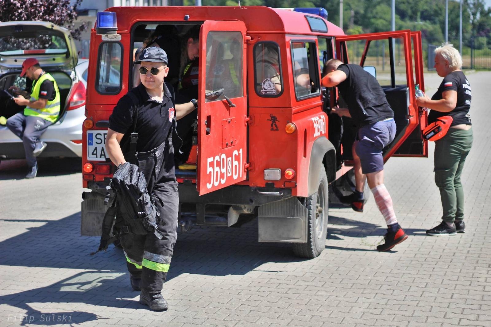 Zdjęcie w galerii na portalu naszraciborz.pl: Grupa poszukiwawczo-ratownicza z Knurowa i strażacy naszych OSP szukali na zbiorniku chorego wędkarza wiadomości z regionu