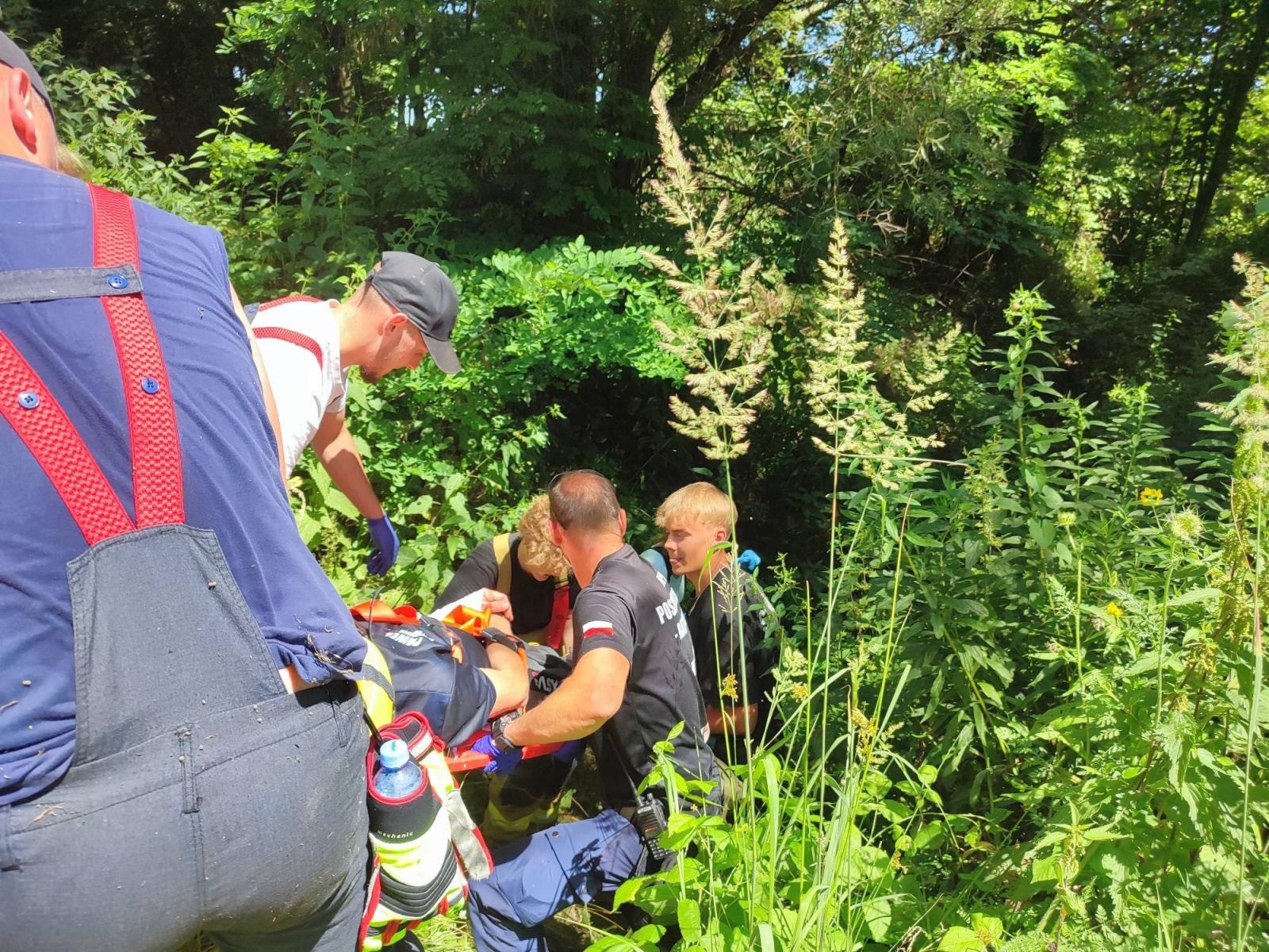 Zdjęcie w galerii na portalu naszraciborz.pl: Grupa poszukiwawczo-ratownicza z Knurowa i strażacy naszych OSP szukali na zbiorniku chorego wędkarza wiadomości z regionu