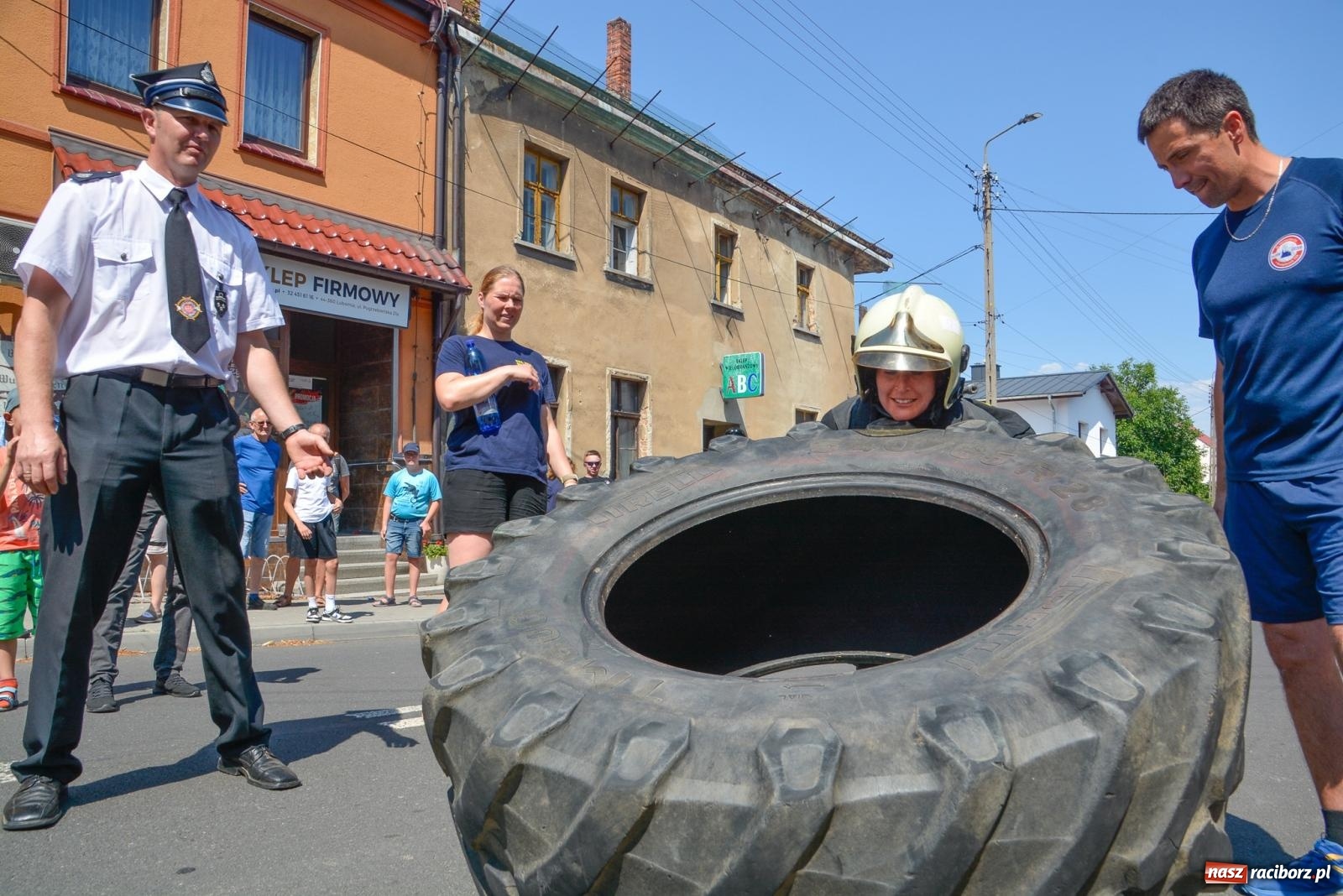 Zdjęcie w galerii na portalu naszraciborz.pl: Żelazny jak strażak. Międzynarodowa rywalizacja w Krzanowicach [FOTO i WIDEO] wiadomości z regionu