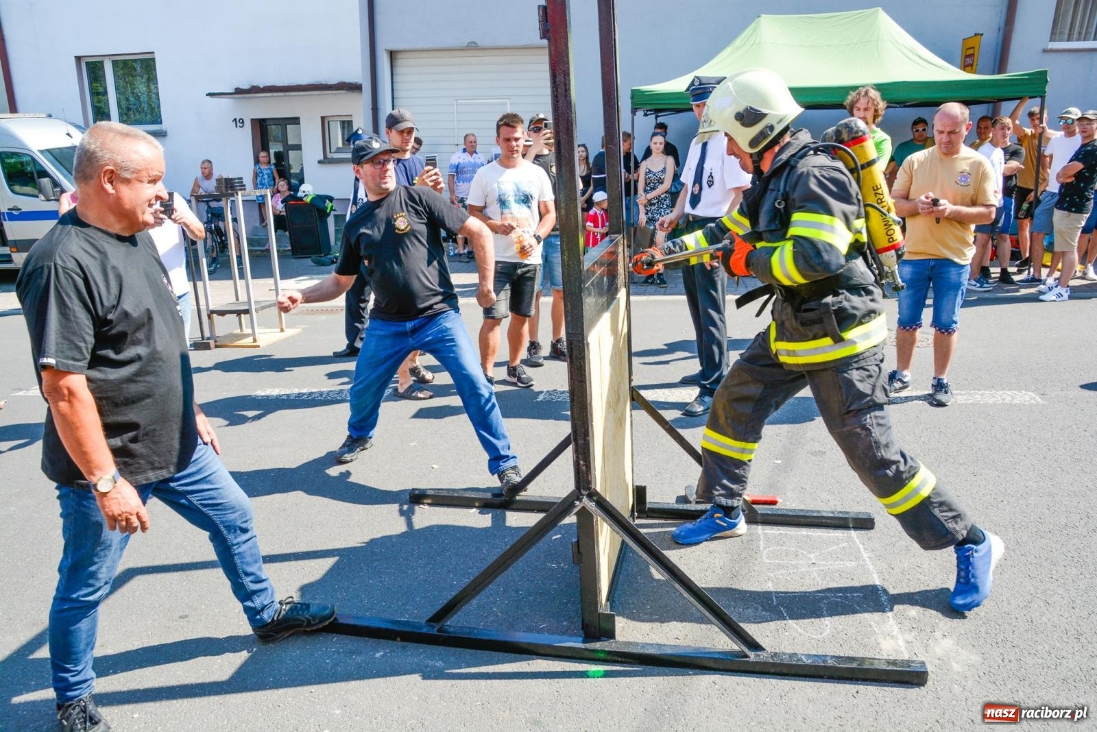 Zdjęcie w galerii na portalu naszraciborz.pl: Żelazny jak strażak. Międzynarodowa rywalizacja w Krzanowicach [FOTO i WIDEO] wiadomości z regionu