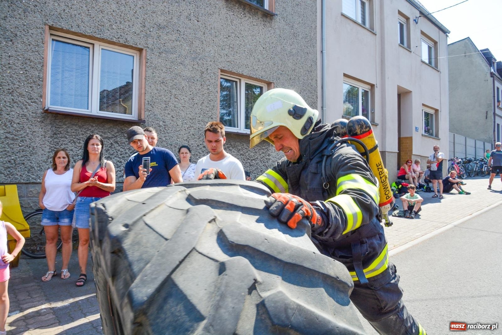 Zdjęcie w galerii na portalu naszraciborz.pl: Żelazny jak strażak. Międzynarodowa rywalizacja w Krzanowicach [FOTO i WIDEO] wiadomości z regionu