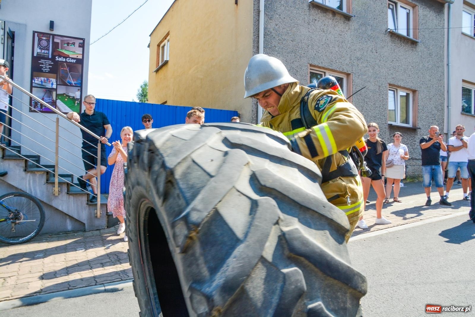 Zdjęcie w galerii na portalu naszraciborz.pl: Żelazny jak strażak. Międzynarodowa rywalizacja w Krzanowicach [FOTO i WIDEO] wiadomości z regionu