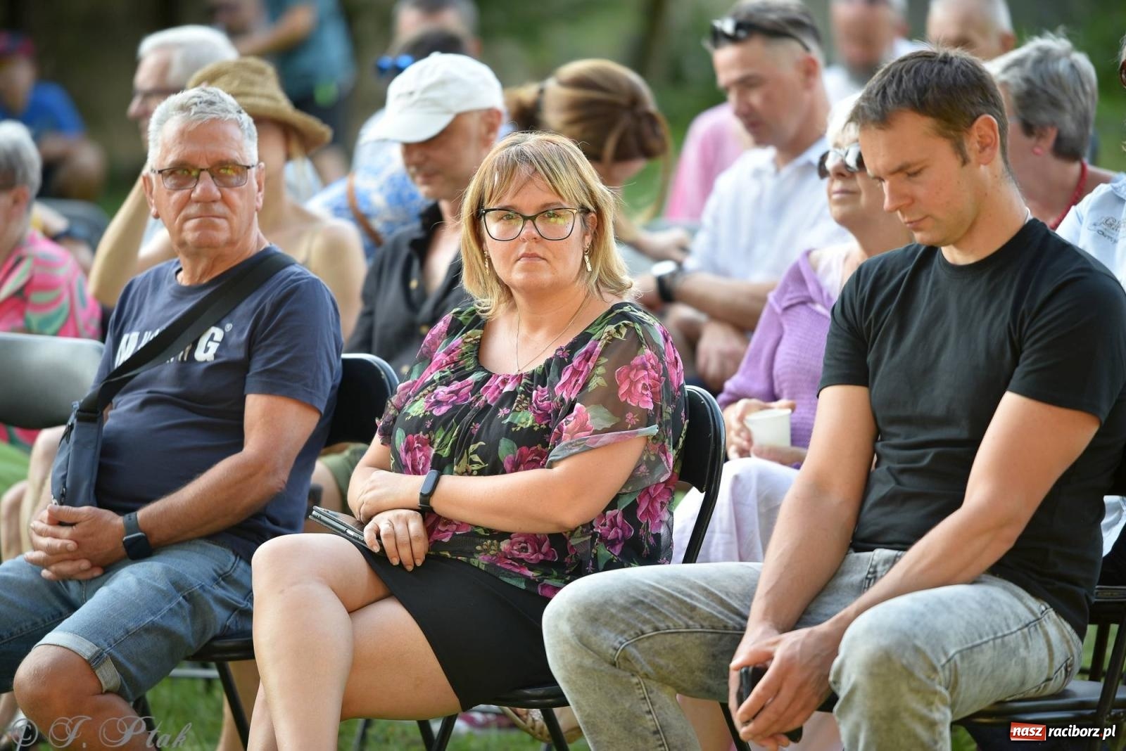 Zdjęcie w galerii na portalu naszraciborz.pl: Perspektywa Okolicy zagrała w ogrodzie Strzechy [FOTO i WIDEO] wiadomości z regionu