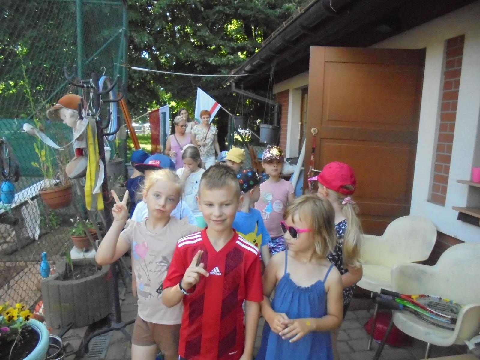 Zdjęcie w galerii na portalu naszraciborz.pl: Przedszkolaki na korcie tenisowym wiadomości z regionu