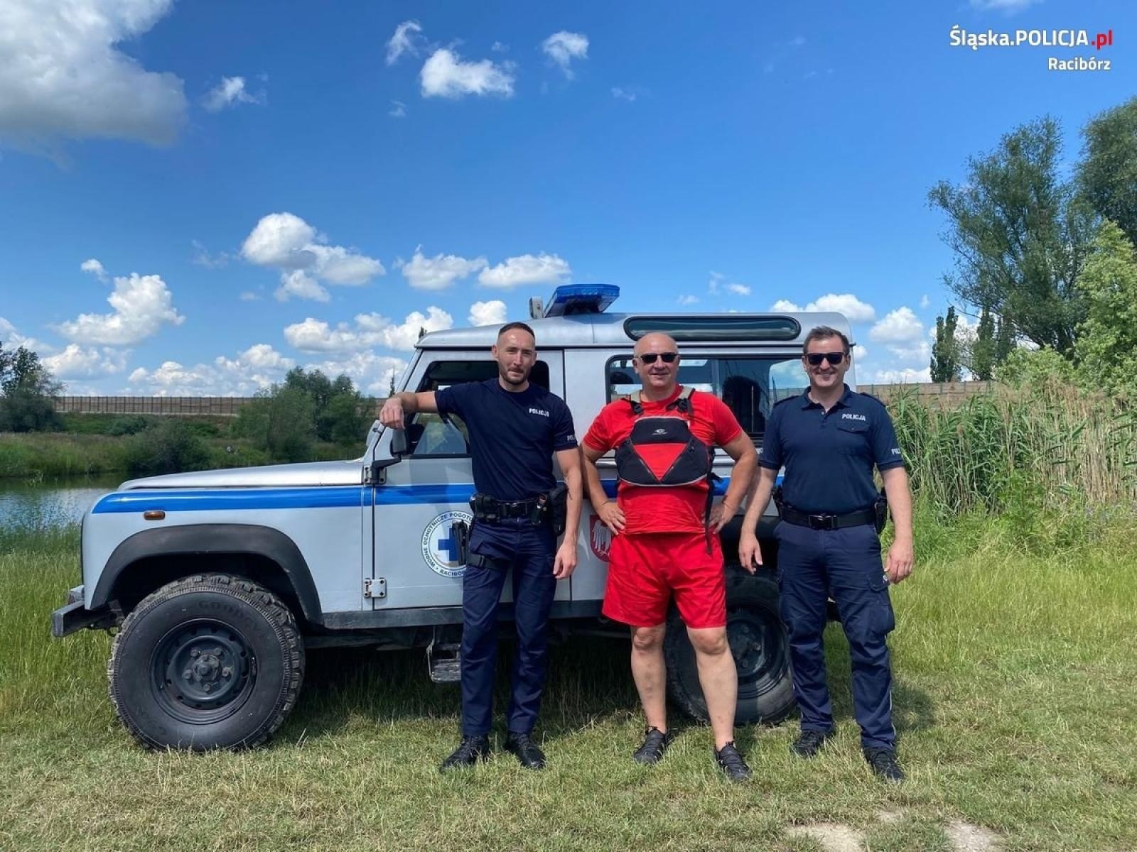 Zdjęcie w galerii na portalu naszraciborz.pl: Policja i WOPR kontrolują miejsca, gdzie zakazana jest kąpiel wiadomości z regionu