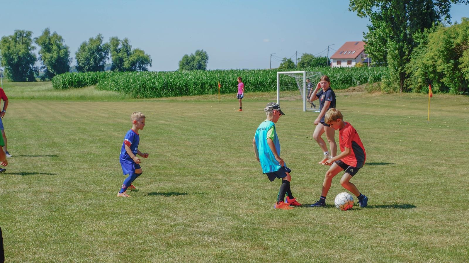 Zdjęcie w galerii na portalu naszraciborz.pl: Festyn sportowy w Bojanowie pod znakiem futbolu [FOTO] wiadomości z regionu