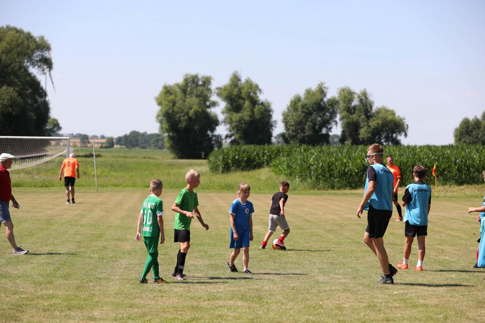 Zdjęcie w galerii na portalu naszraciborz.pl: Festyn sportowy w Bojanowie pod znakiem futbolu [FOTO] wiadomości z regionu
