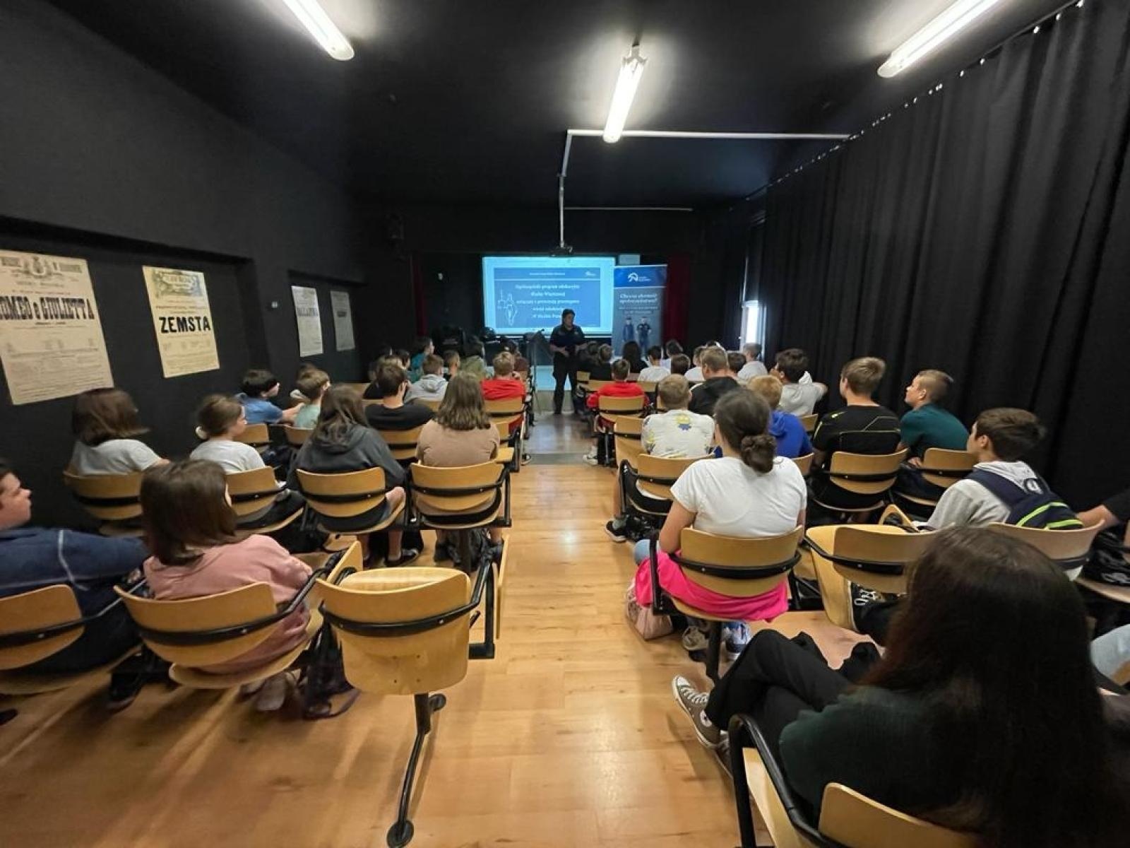 Zdjęcie w galerii na portalu naszraciborz.pl: Prewencja przestępczości - podsumowanie programu edukacyjnego W Służbie Prawu wiadomości z regionu