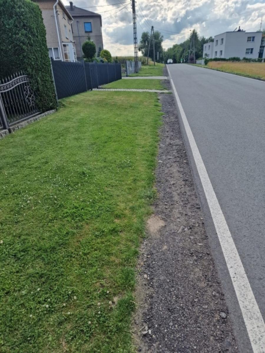 Zdjęcie w galerii na portalu naszraciborz.pl: Długo oczekiwany chodnik przy drodze powiatowej w Tworkowie doczeka się realizacji! wiadomości z regionu