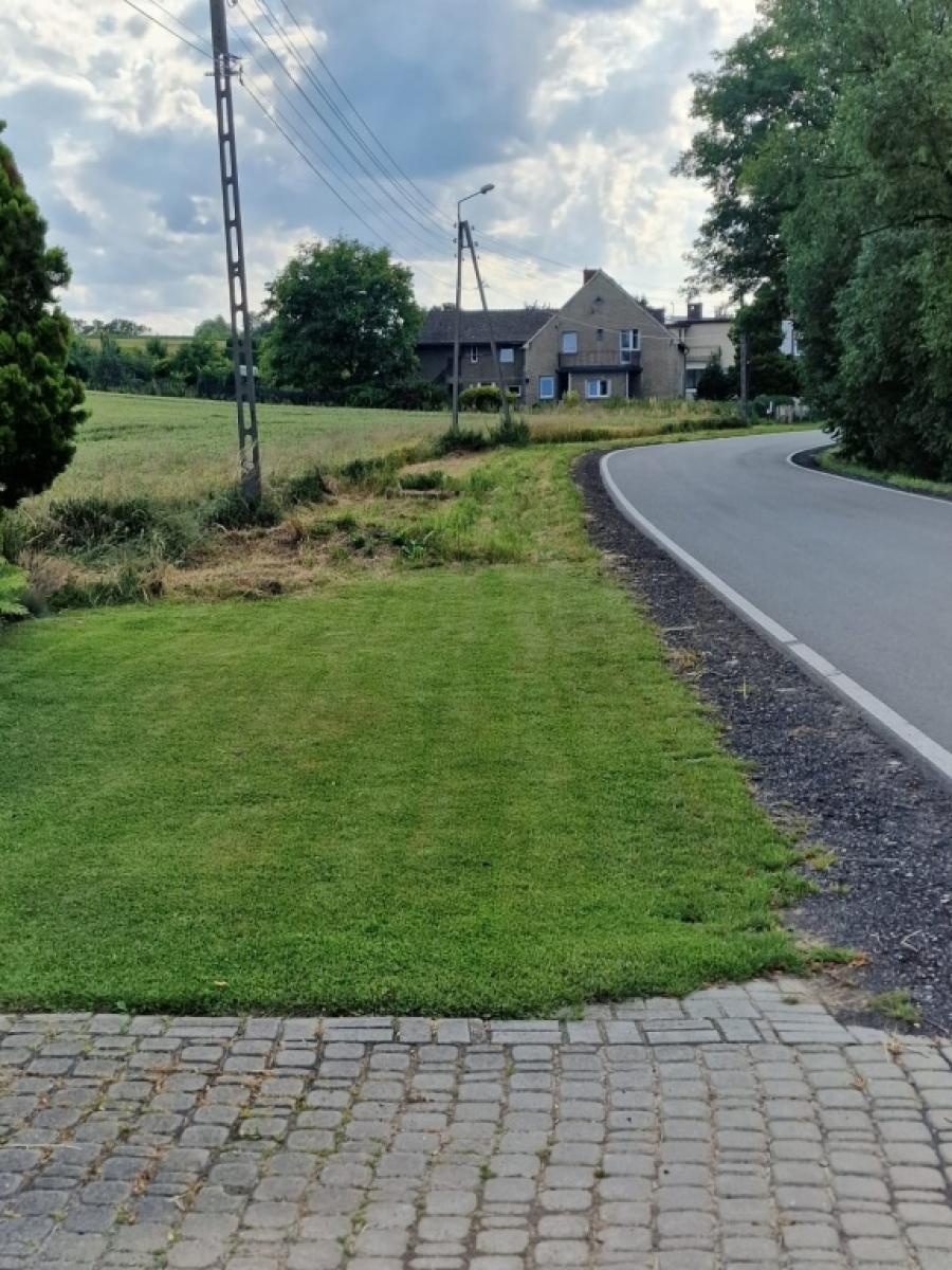Zdjęcie w galerii na portalu naszraciborz.pl: Długo oczekiwany chodnik przy drodze powiatowej w Tworkowie doczeka się realizacji! wiadomości z regionu